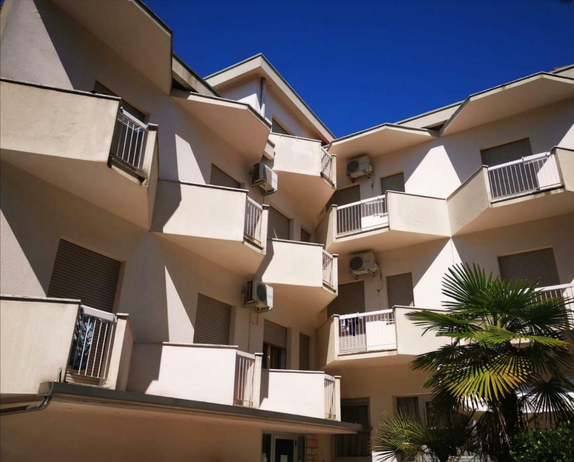 Hotel Enrica Cervia Exterior photo